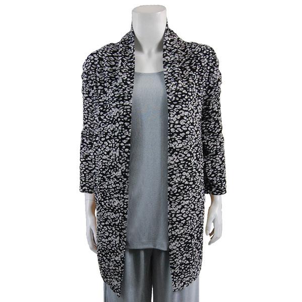 Wholesale 1175 - Slinky Travel Tops - Three Quarter Sleeve Leopard Black-White - Plus Size Fits (XL-2X)
