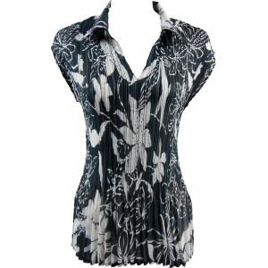 1121 - Georgette Collared Mini Pleats Cap Sleeve  Floral - White on Black - One Size Fits (S-L)
