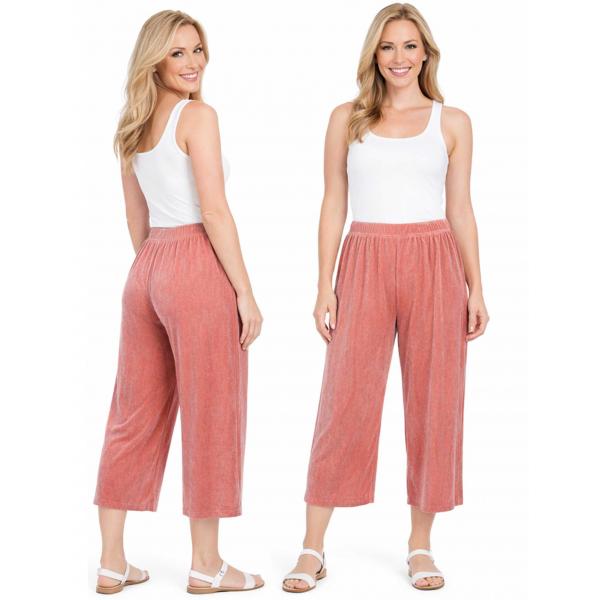 Wholesale 1248 - Slinky TravelWear Capris Light Pink - One Size Fits Most