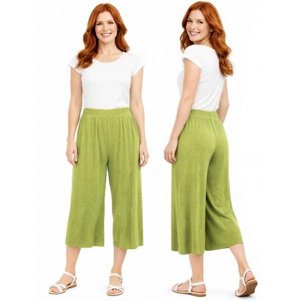 Wholesale 1117 - Georgette Mini Pleat Half Sleeve V-Neck Top Leaf Green - Plus Size Fits (XL-2X)