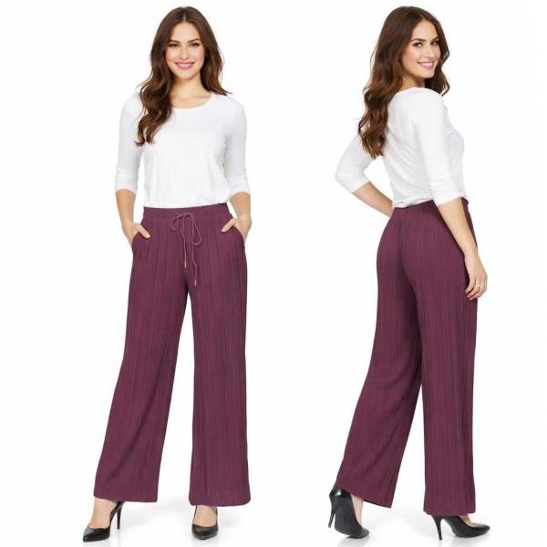wholesale 902T/T - Pleated Twill Pants  Plum Curvy<br>
Stretch Twill Pleated Wide Leg Pants - L-XL