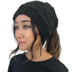 3140 - Messy Bun Knitted Hats Black<br>
Messy Bun Knitted Hat  - 