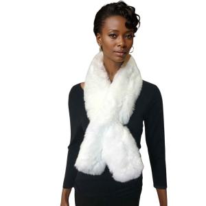 LC01 - Faux Rabbit Pull Through Scarves White<br>
Faux Rabbit Pull Through Scarf - 