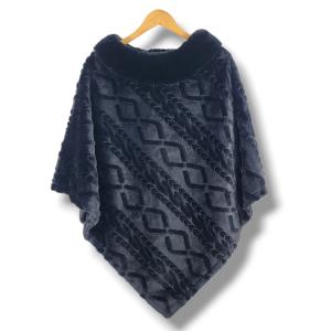 Wholesale 3527 - Assorted Autumn/Winter Ponchos  5113 - Black<br>
Textured Faux Fur Collar Poncho - One Size Fits Most