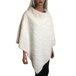 3527 - Assorted Autumn/Winter Ponchos  5113 - Ivory<br>
Textured Faux Fur Collar Poncho - One Size Fits Most