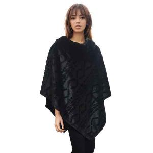 3527 - Assorted Autumn/Winter Ponchos  5113 - Black<br>
Textured Faux Fur Collar Poncho - One Size Fits Most