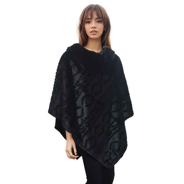 wholesale 3527 - Assorted Autumn/Winter Ponchos  5113 - Black<br>
Textured Faux Fur Collar Poncho - One Size Fits Most