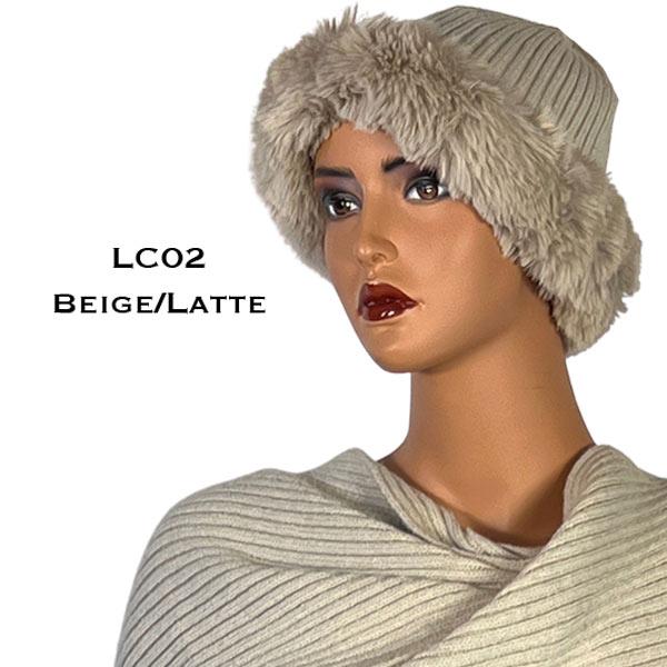 wholesale 3744 - Knitted Scarves / Matching Hats Beige/Latte<br>
Knitted Hat with Fur Trim  - 