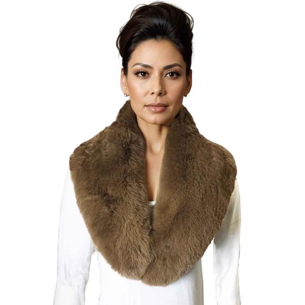 Wholesale LC3800 - Faux Fur Collars Faux Rabbit - Tan<br>
Fur Collar - 
