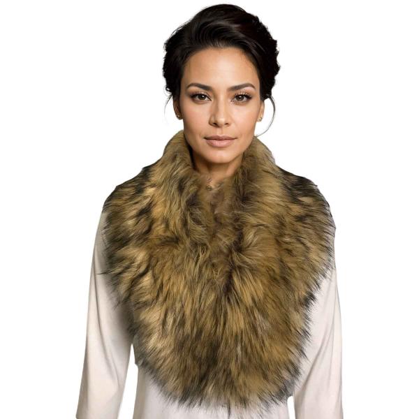 wholesale LC3800 - Faux  Fur Collars Faux Fox - Auburn Blend<br>
Fur Collar - 