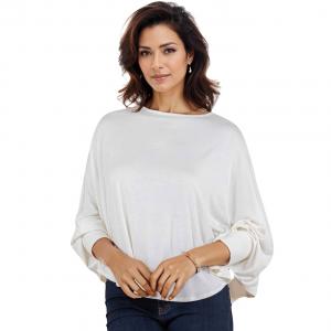1818  - Poncho with Sleeves 1818 - Off White<br>
Poncho with Sleeves - One Size Fits Most