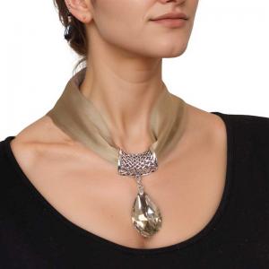 1818<p>Satin Magnetic Clasp Necklaces