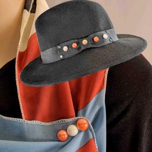 1074  
Mini Magnetic Scarf Pins