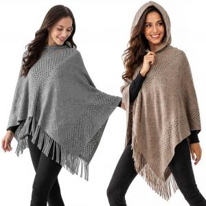 5006 
Knitted Poncho with Hood