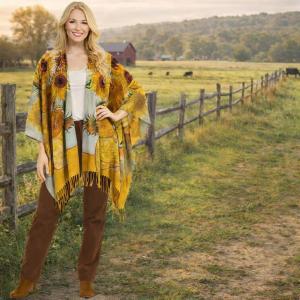 3972 
Sueded Art Design 
Ruana Capes