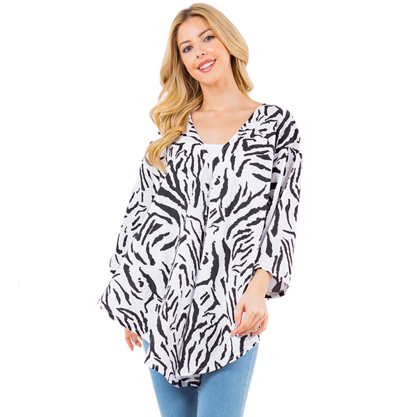 3779 - V-Neck Poncho with Sleeves 3779/4256/ 4261 - Black/White Abstract - 