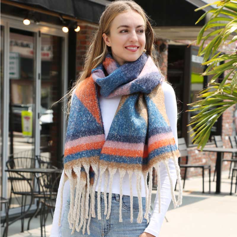2418 - Fringed Winter Shawls