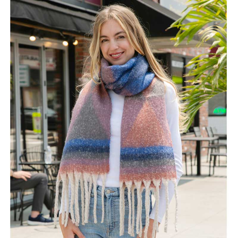 2418 - Fringed Winter Shawls