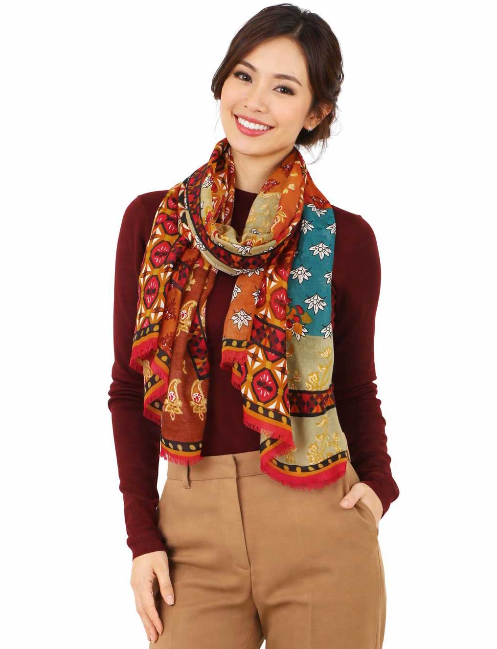 3983 - Bohemian Style Scarves