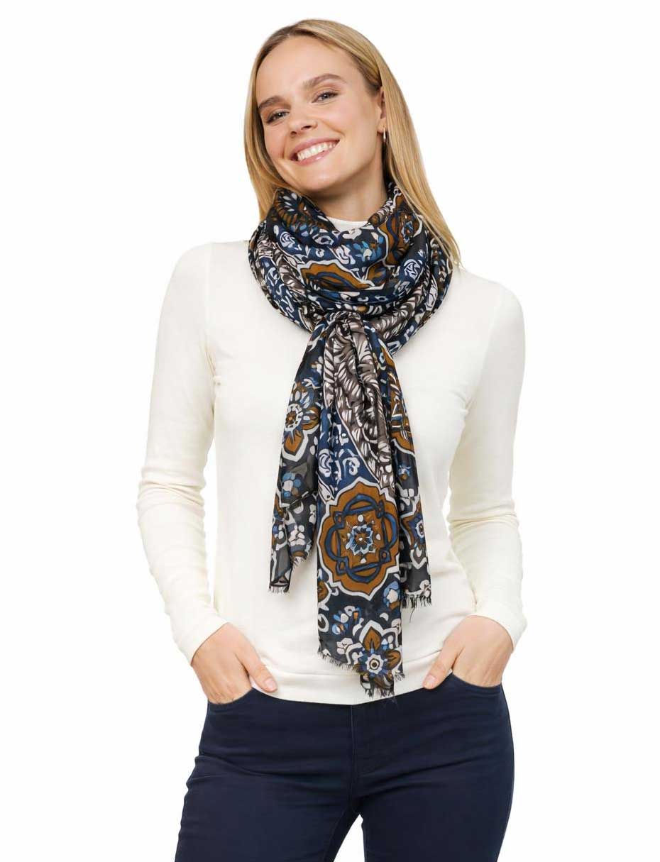 3983 - Bohemian Style Scarves