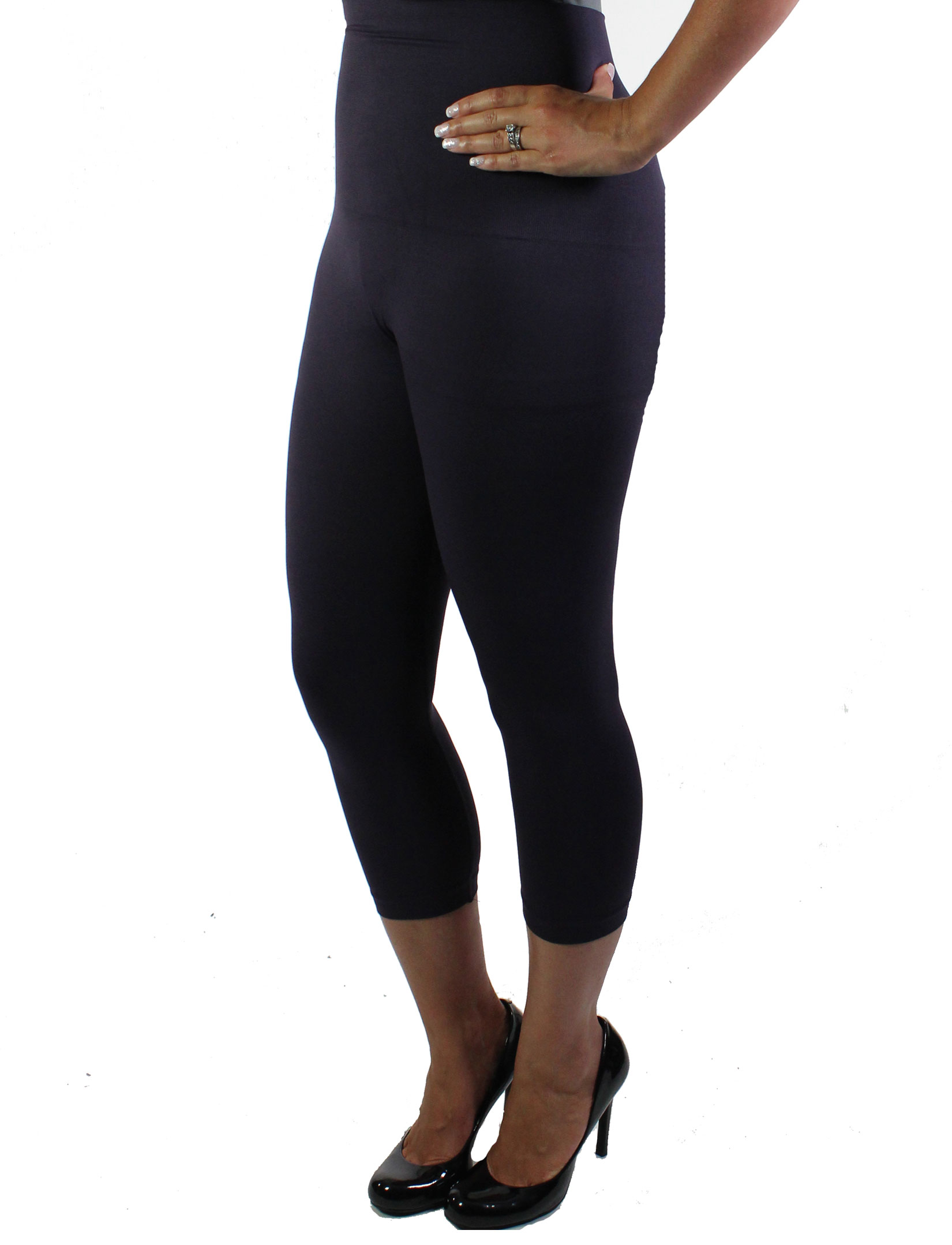 2441 - Magic Tummy Control SmoothWear Capris