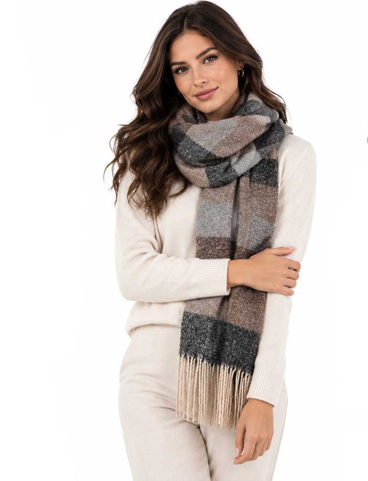 4370 - Striped Winter Scarves